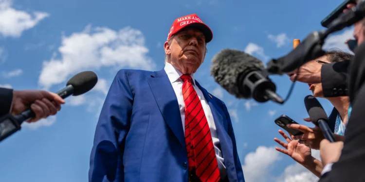 Tensão no Oriente Médio: Acusações Mútuas, Trégua Frágil e o Tabuleiro Geopolítico com Trump e Netanyahu