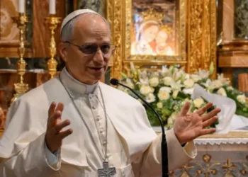 Papa Leão XIV: “A Diplomacia Deve Silenciar as Armas no Irã e em Israel”