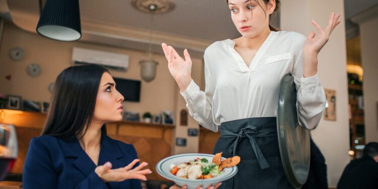 Por que os italianos falam tão alto e com as mãos?