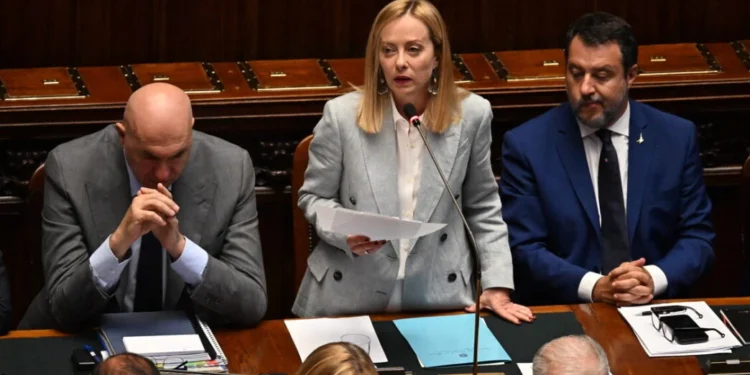 Governo Italiano Diz que Bases dos EUA Só Serão Usadas com Autorização Parlamentar