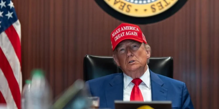 Tensão Cresce no Golfo: Irã Ataca Base dos EUA e Países Fecham Espaços Aéreos