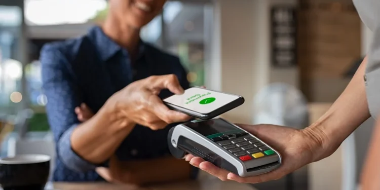 Itália Inicia Fim dos Recibos em Papel: Transição Digital Começa em 2027