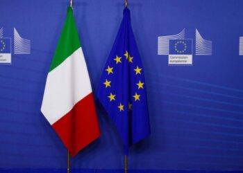 Comissão Europeia: UE Poupa Itália de Novas Exigências Fiscais, Mas Cobra Ações Contra Evasão e Ineficiência