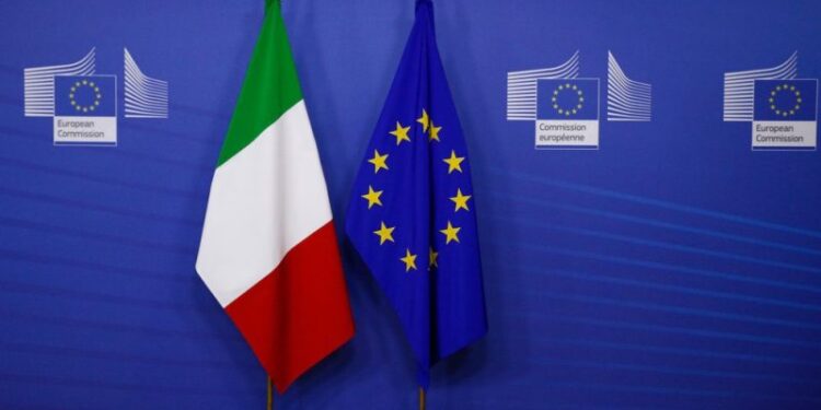 Comissão Europeia: UE Poupa Itália de Novas Exigências Fiscais, Mas Cobra Ações Contra Evasão e Ineficiência