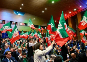 Por Que a Proposta do Ius Scholae da Forza Italia Pode Não Avançar no Parlamento