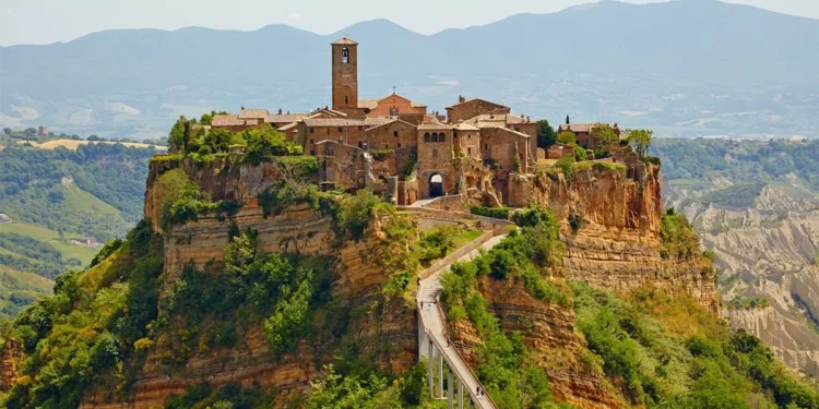 10 Vilarejos Italianos Encantadores Para Visitar no Outono