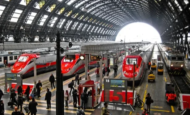 Como se Locomover em Milão: Metrô, Ônibus, Táxis e Apps para se Deslocar