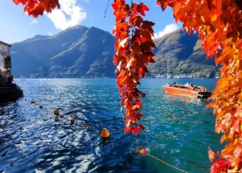 5 Lagos Italianos que Ficam Ainda Mais Belos no Outono