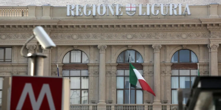 Ligúria Registra 122 Mil Residentes de Países Terceiros e Queda na Concessão de Cidadania