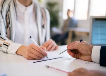 Demissão na Itália: Direitos, Prazos e Como funciona o Pré-aviso