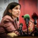Checagem de Fatos: Entrevista de Schlein gera críticas por dados incorretos sobre emigração e conquistas do PD