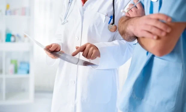 Permesso di Soggiorno para Tratamentos Médicos: Direitos, Custos e Procedimentos