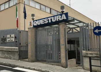 Questura e Comune: Como resolver problemas com serviços públicos na Itália