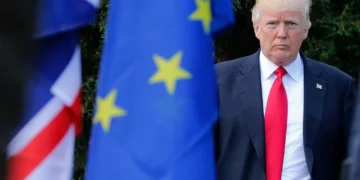 Alerta de Trump sobre futuro da Europa gera tensão transatlântica