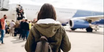 Crise demográfica se agrava: Itália enfrenta êxodo juvenil enquanto natalidade atinge mínimo histórico