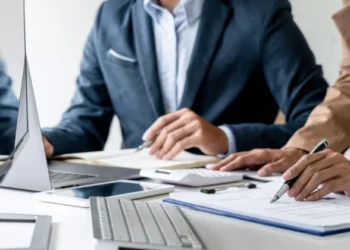 Bônus para Jovens Empreendedores 2025: Até €500 por mês durante três anos, saiba como se candidatar