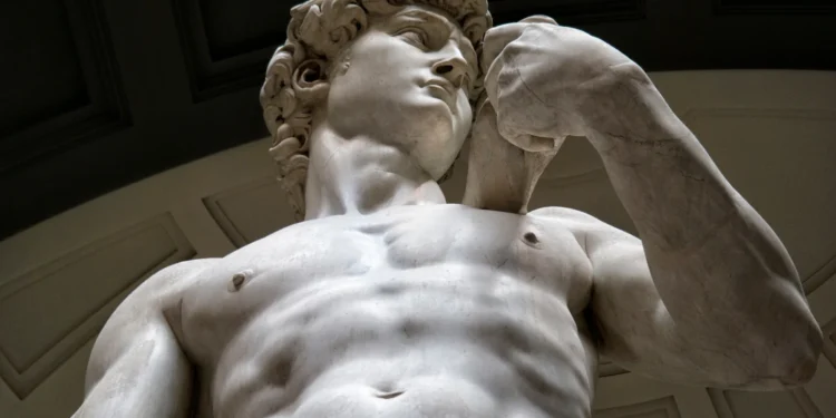 Michelangelo — O Artista que Esculpia o Divino