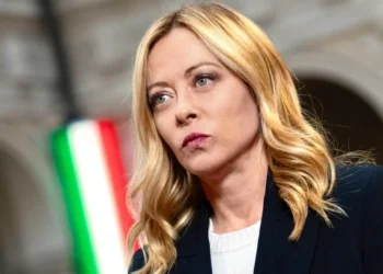 Europa sob pressão: Meloni pede independência militar e política