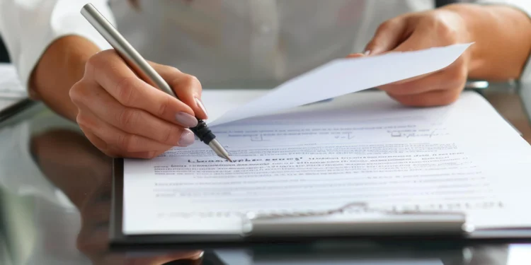 Atualização de Estado Civil na Itália: Divórcios e Transcrição de Certidões