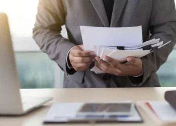 Cidadania italiana para menores: Fim da taxa de 250 euros e novos prazos