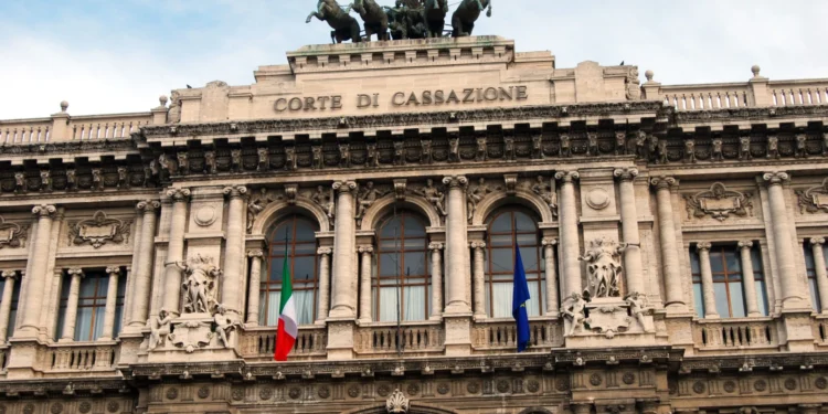 Centralização em Roma: Nova Reforma Pode Levar Milhares de Casos aos Tribunais Italianos, Alertam Advogados