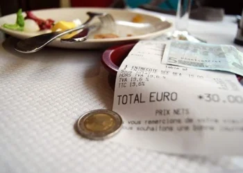 Coperto na Itália: Taxa obrigatória nos restaurantes que todo turista precisa conhecer