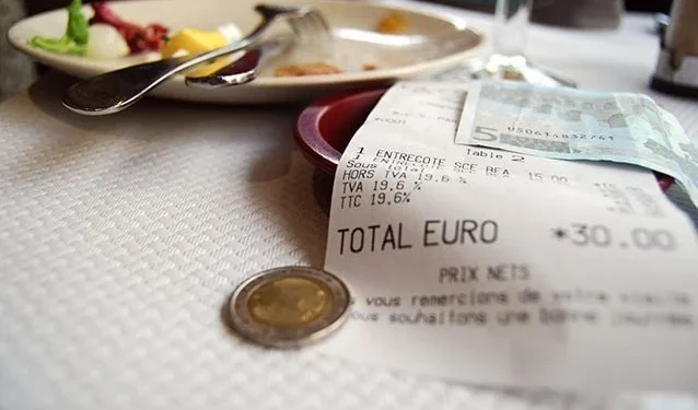 Coperto na Itália: Taxa obrigatória nos restaurantes que todo turista precisa conhecer