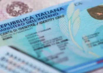 Italianos no Exterior: Quando e Como Solicitar a Carta di Identità Elettronica (CIE)