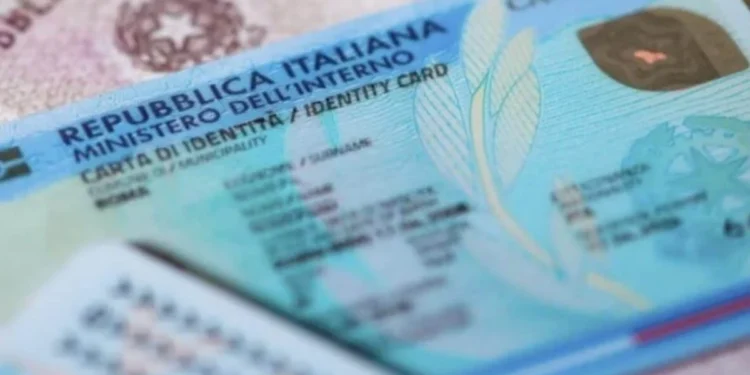 Italianos no Exterior: Quando e Como Solicitar a Carta di Identità Elettronica (CIE)