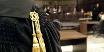 Tribunais Italianos: Juízes de Bologna, Milano e Brescia Negam Procurações com Assinatura Digital