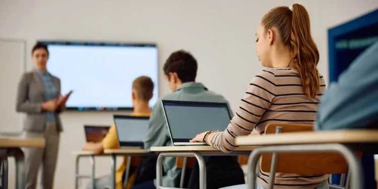 ISEE Parificato Universitário 2026/2027: Guia Completo para Estudantes Estrangeiros